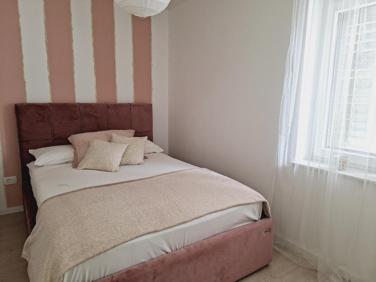 Ferienwohnung Apartman Maja **** Šibenik Exterior foto