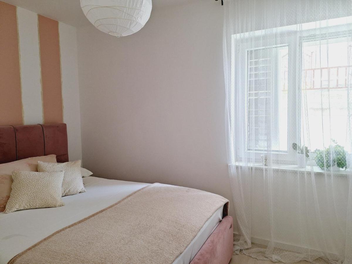 Ferienwohnung Apartman Maja **** Šibenik Exterior foto