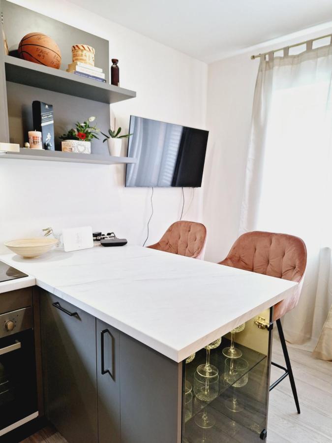 Ferienwohnung Apartman Maja **** Šibenik Exterior foto