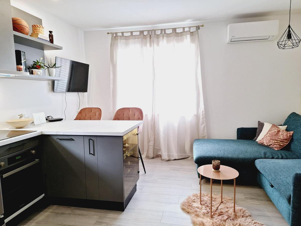 Ferienwohnung Apartman Maja **** Šibenik Exterior foto